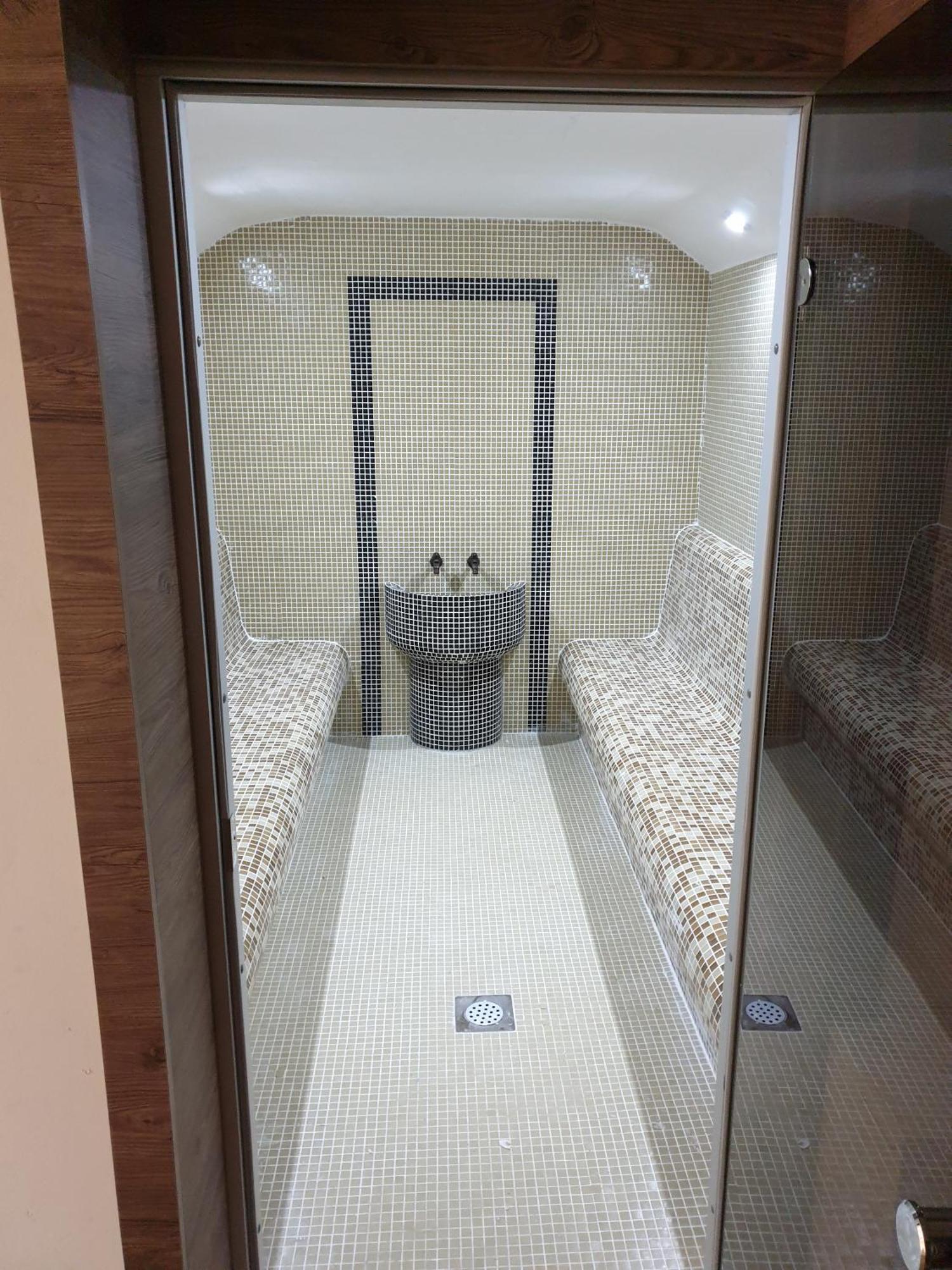Hotel Arena - Teteks Tetovo Kültér fotó